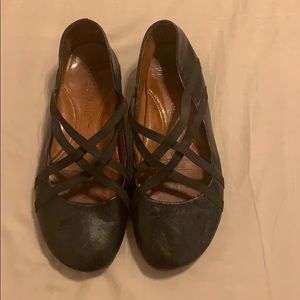 Ladies Gentle Souls Black Flats!